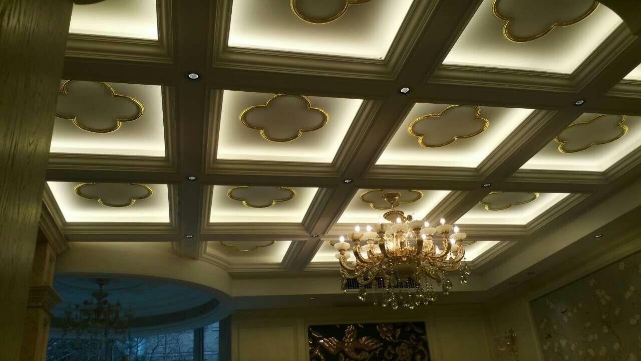 贴银箔与描银油的区别